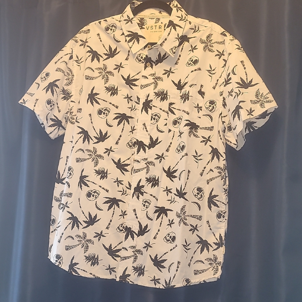 Astr Black and White Patterned Men's Shirt
